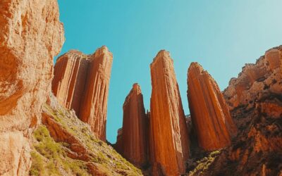 Mallos de Riglos : tout savoir sur l&rsquo;équilibre entre aventure et protection environnementale